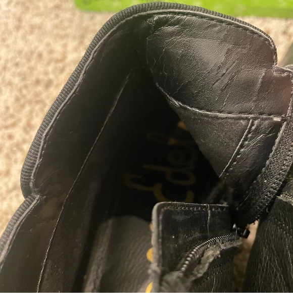 Sam Edelman Petty Bootie in Black Leather, size 6 - Picture 9 of 9